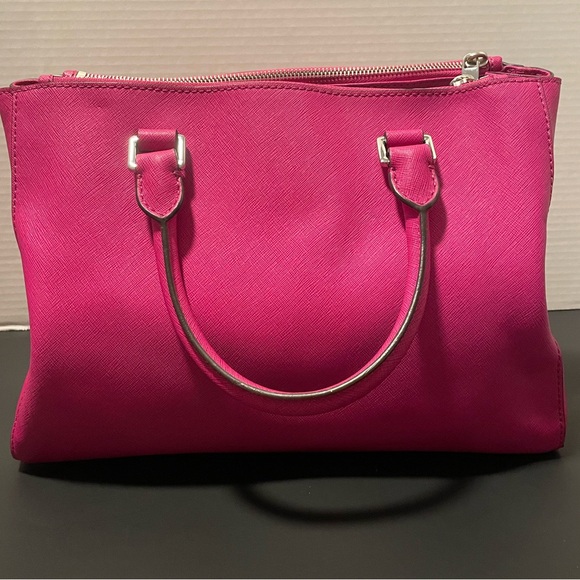 Michael Kors Pink Tote Purse Large with Shoulder/handle Straps Great Condition! - Picture 2 of 7